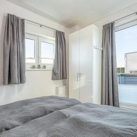 Feriehus Awesome In With House Sea View Tossens