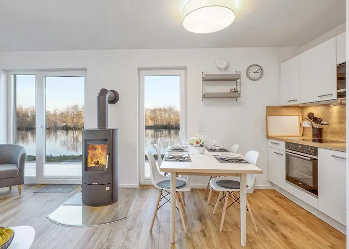 Awesome In With Kitchen Nyaraló *